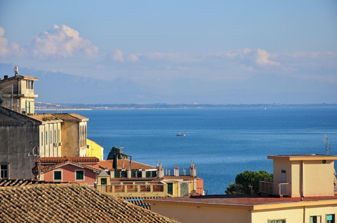 Il Capriccio Di Maria Guest House Vietri sul Mare Exterior photo
